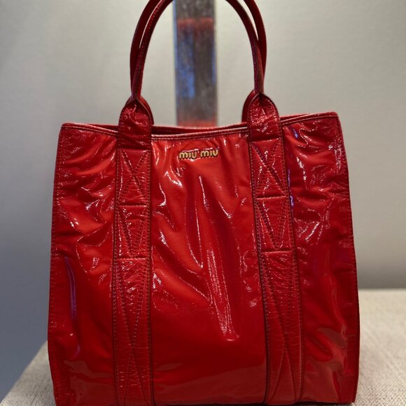 Miu Miu Aventure Red Patent Leather Bag - Picture 1 of 10
